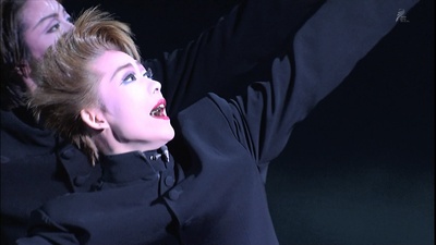 姿月朝户的写真-美丽骑士