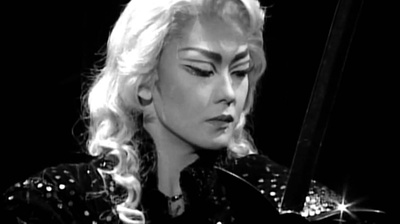 姿月朝户的写真-死神大人