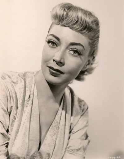 玛丽·温莎的写真