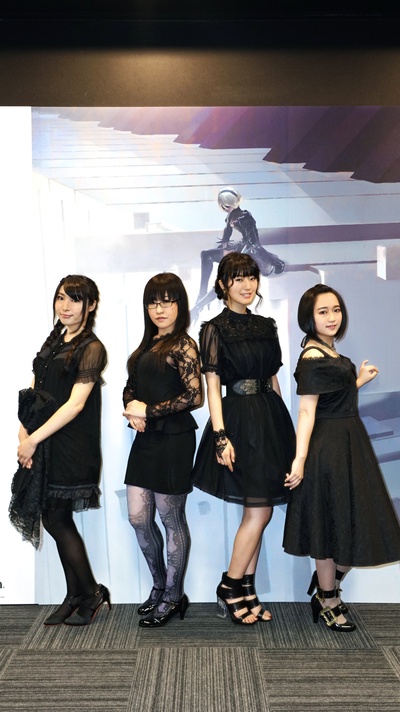 石川由依的写真