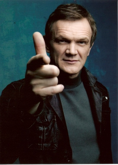 采扎里·帕祖拉的写真