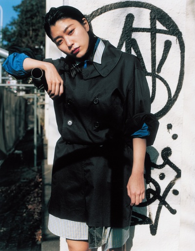 成海璃子的写真-『anan』2019年2月1...