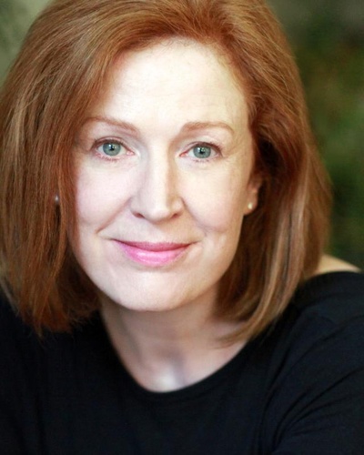 伊莱恩·考尔菲德的写真