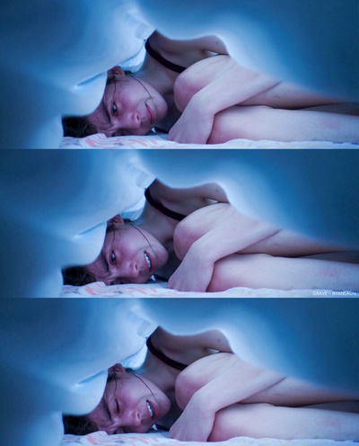 加朗斯·马里利埃的写真-Grave