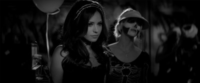 罗马·沙丹璐的写真