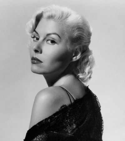 帕斯托雷·罗里的写真