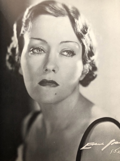 葛洛丽亚·斯旺森的写真