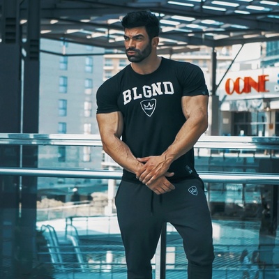 赛吉·康斯坦斯的写真