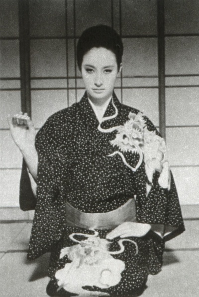 江波杏子的写真