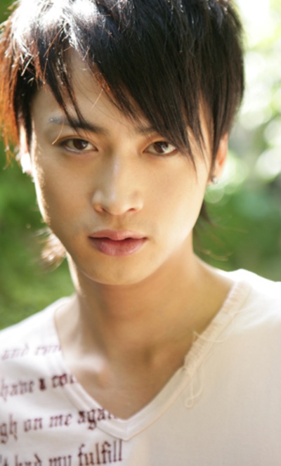 黄川田将也的写真