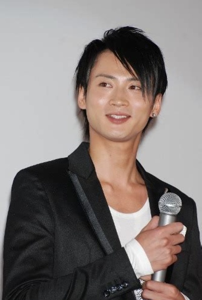 黄川田将也的写真