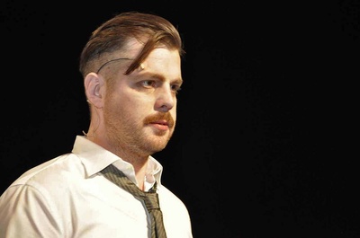 托比亚斯·阿姆博瑞的写真