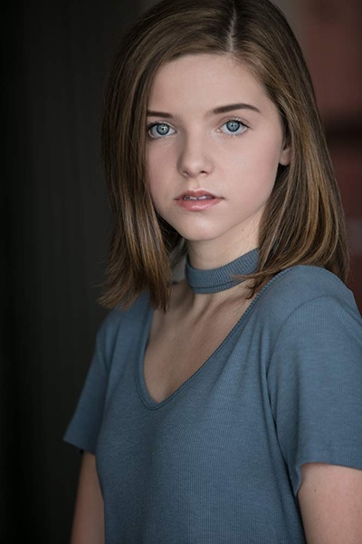 克洛伊·森格瑞的写真