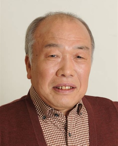 不破万作的写真