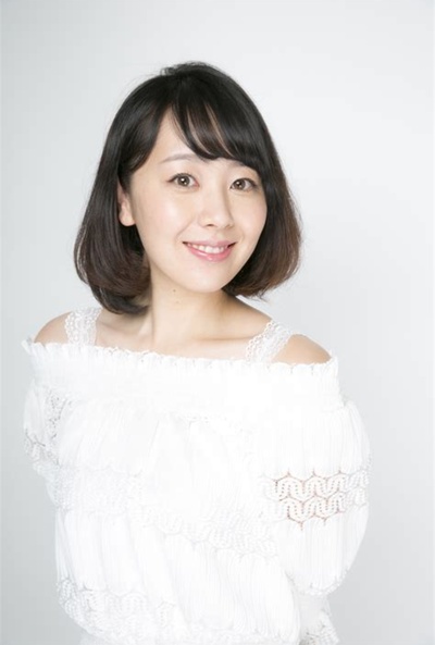 仲村瑠璃亜的写真