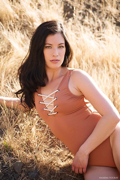 萨曼莎·吉恩的写真