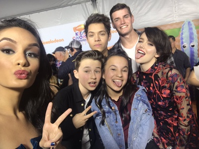 米密·伦弗罗的写真-from IMDB