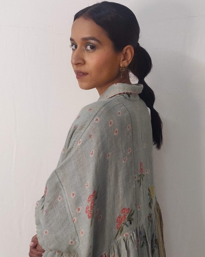 蒂洛塔玛·索姆的写真