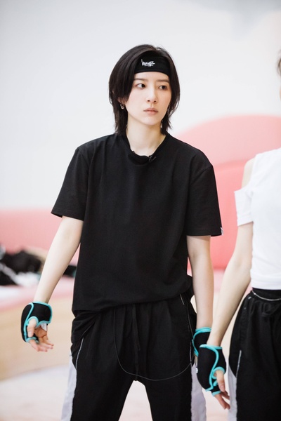 李斯丹妮的写真-李斯