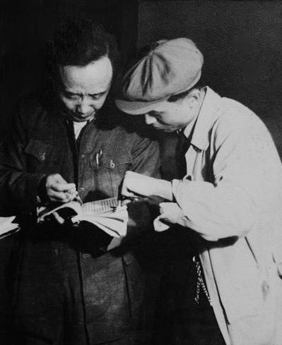 陈鲤庭的写真-陈鲤庭与郭沫若（左）...