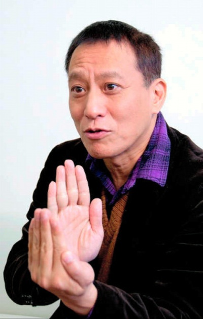 上杉祥三的写真