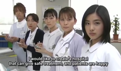 高树玛利亚的写真-《护士小葵》，即使是...