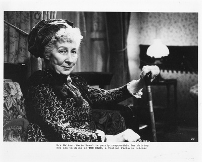 玛丽·基恩的写真