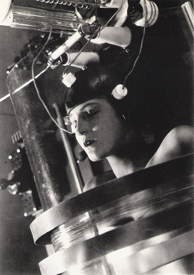 布里吉特·赫尔姆的写真