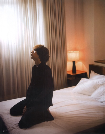 伊野尾慧的写真-《anan》2016.11.30 ...