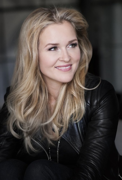 茱蒂斯·霍尔什奇的写真