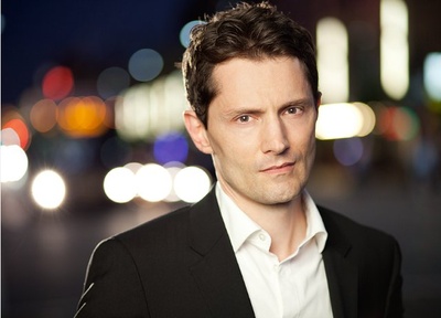 约翰·埃梅特·特雷西的写真