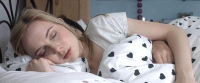 费伊·塞维尔的写真-Cat Skin (2017)