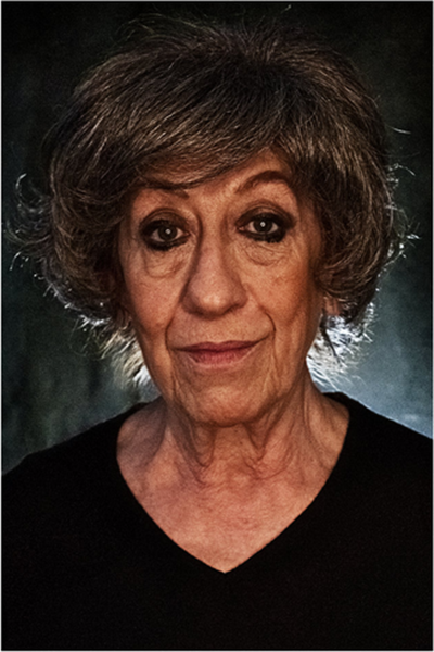 艾森·格鲁达的写真