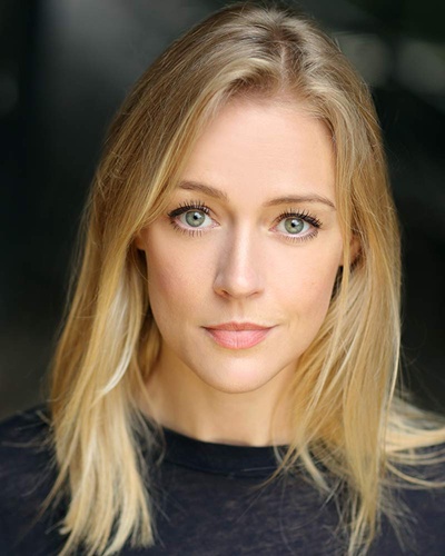 埃伦·里斯的写真