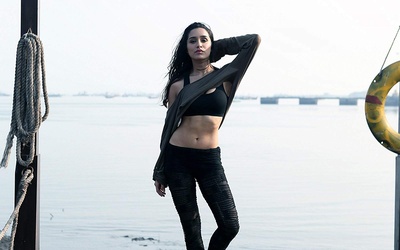 施拉达·卡普尔的写真