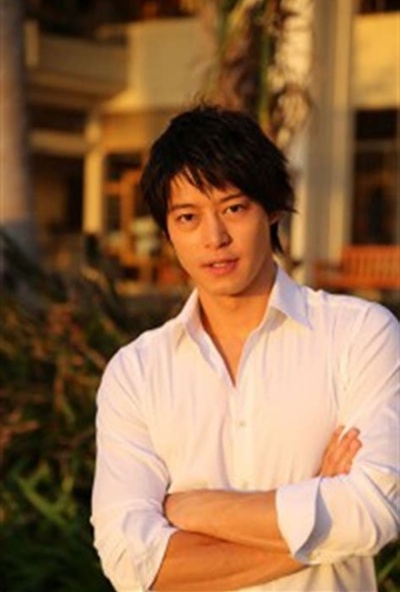 出合正幸的写真