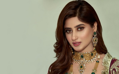 萨佳·阿里的写真