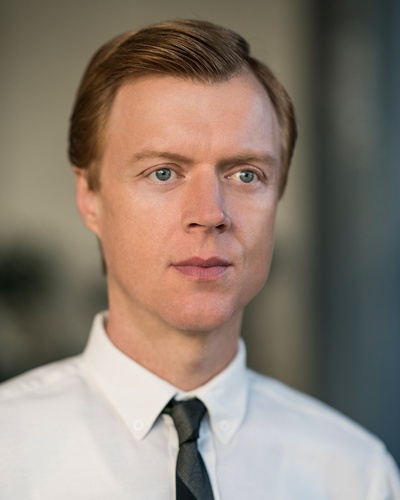 杰伊·保尔森的写真