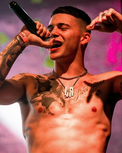 劳塔罗‧罗德里格斯的写真