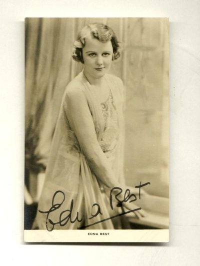 爱德娜·贝斯特的写真