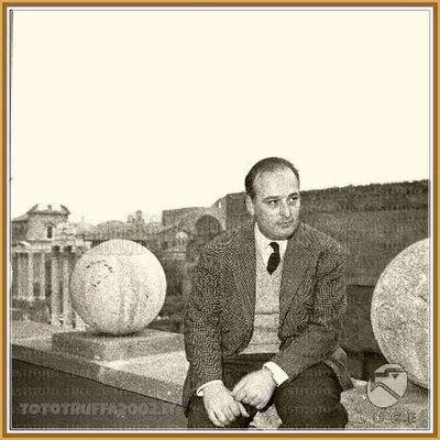 莫洛·鲍罗尼尼的写真