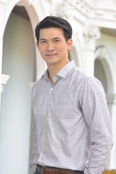 提拉德·翁坡帕的写真