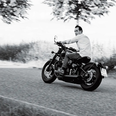 路德维格.特内普特的写真-打破相册只有合照的局...