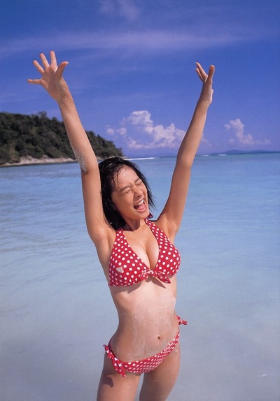 山本彩乃的写真