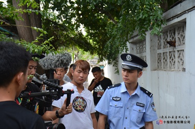 左启泽的写真-2017《我在社区当片...