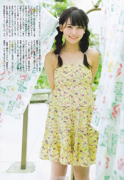 小嶋真子的写真