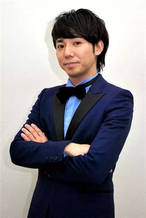 绫部祐二的写真