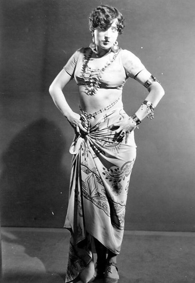 埃斯特尔泰勒的写真