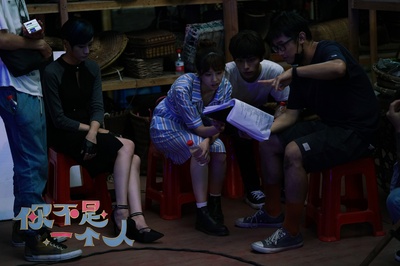 钟青的写真-没粉丝就自己上传工作...