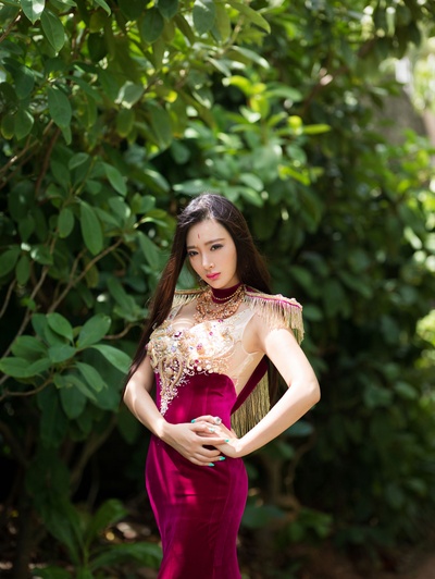 王李丹妮的写真